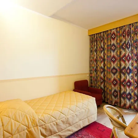 Portavescovo - 13 Maggio Hotel 3*